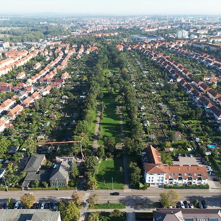 Fewo Am Park - 4P, Boxspringbett, Balkon, Smarttv, Gesundbrunnen, Familienfreundlich Halle (Saale) Exterior foto